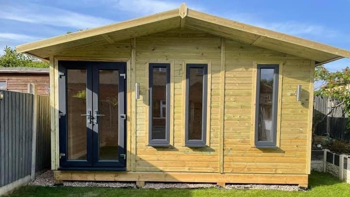 Traditional summer house